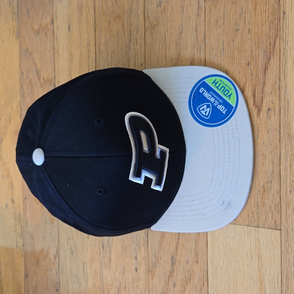 NWT Purdue Boilermakers Top Of The World Snapback Hat Cap Size Youth - Picture 1 of 12